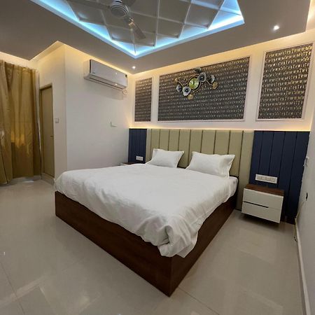 Snr Venus Hotels Tirupati Exterior photo